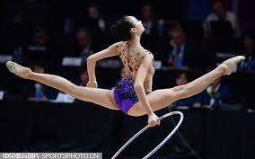 扑克什么时候不适合加注（在扑克中哪些情况不适合加注）