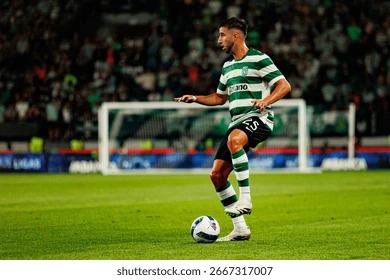 前曼联助教：阿莫林带领曼联走在正确道路上，对未来充满期待